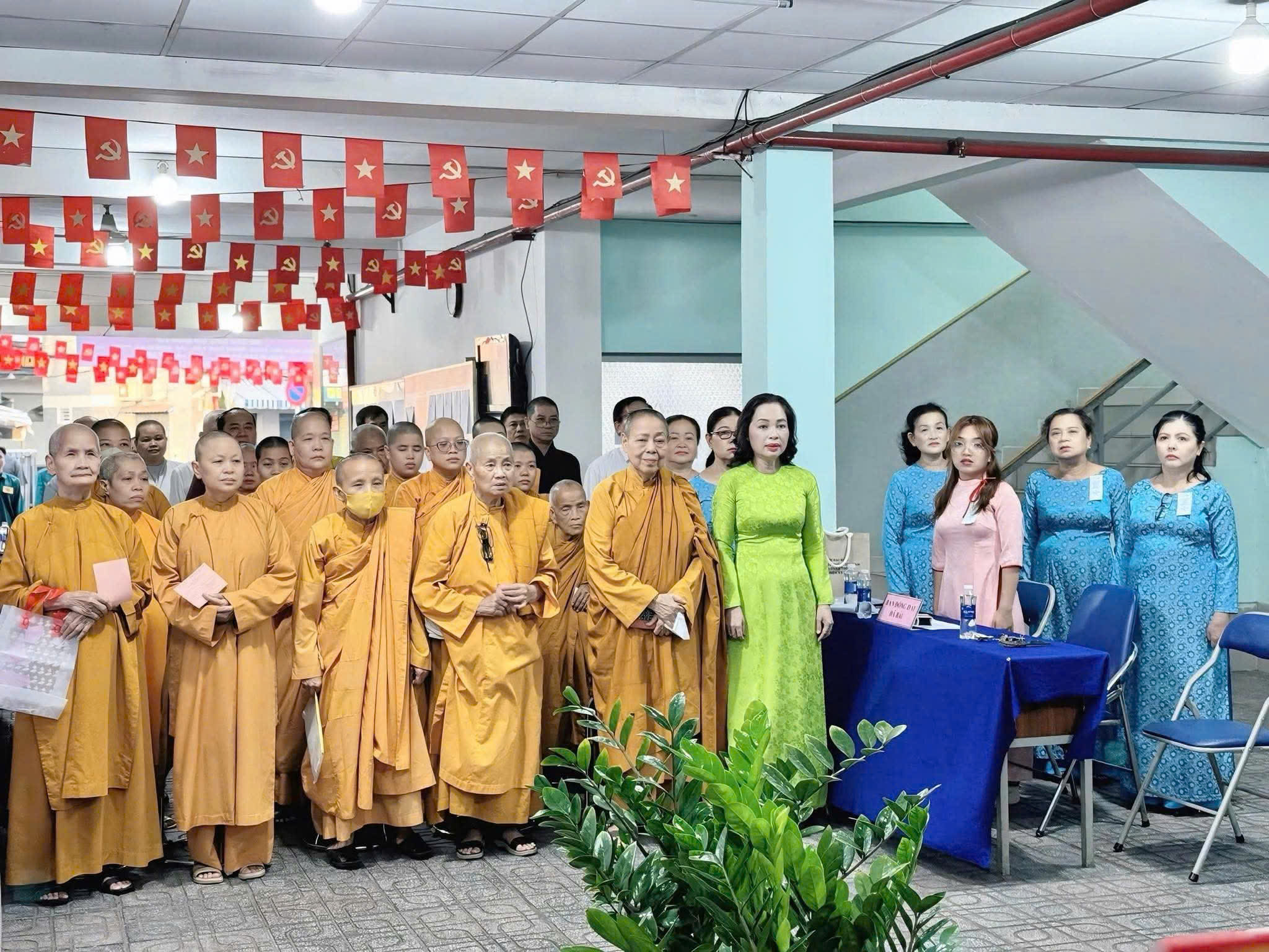 Chung sức đồng lòng kiến tạo tương lai - Ảnh 9.