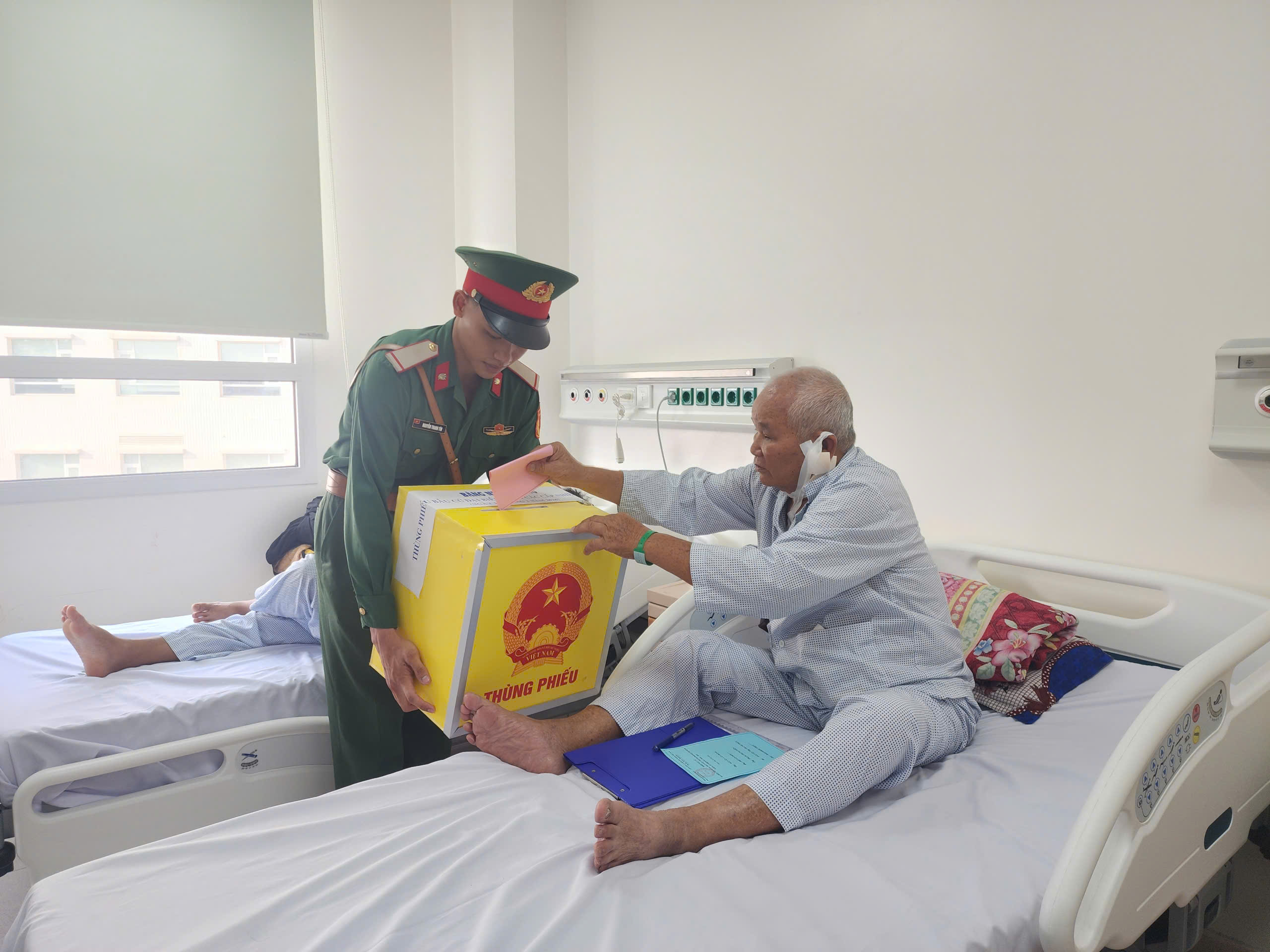 Chung sức đồng lòng kiến tạo tương lai - Ảnh 16.