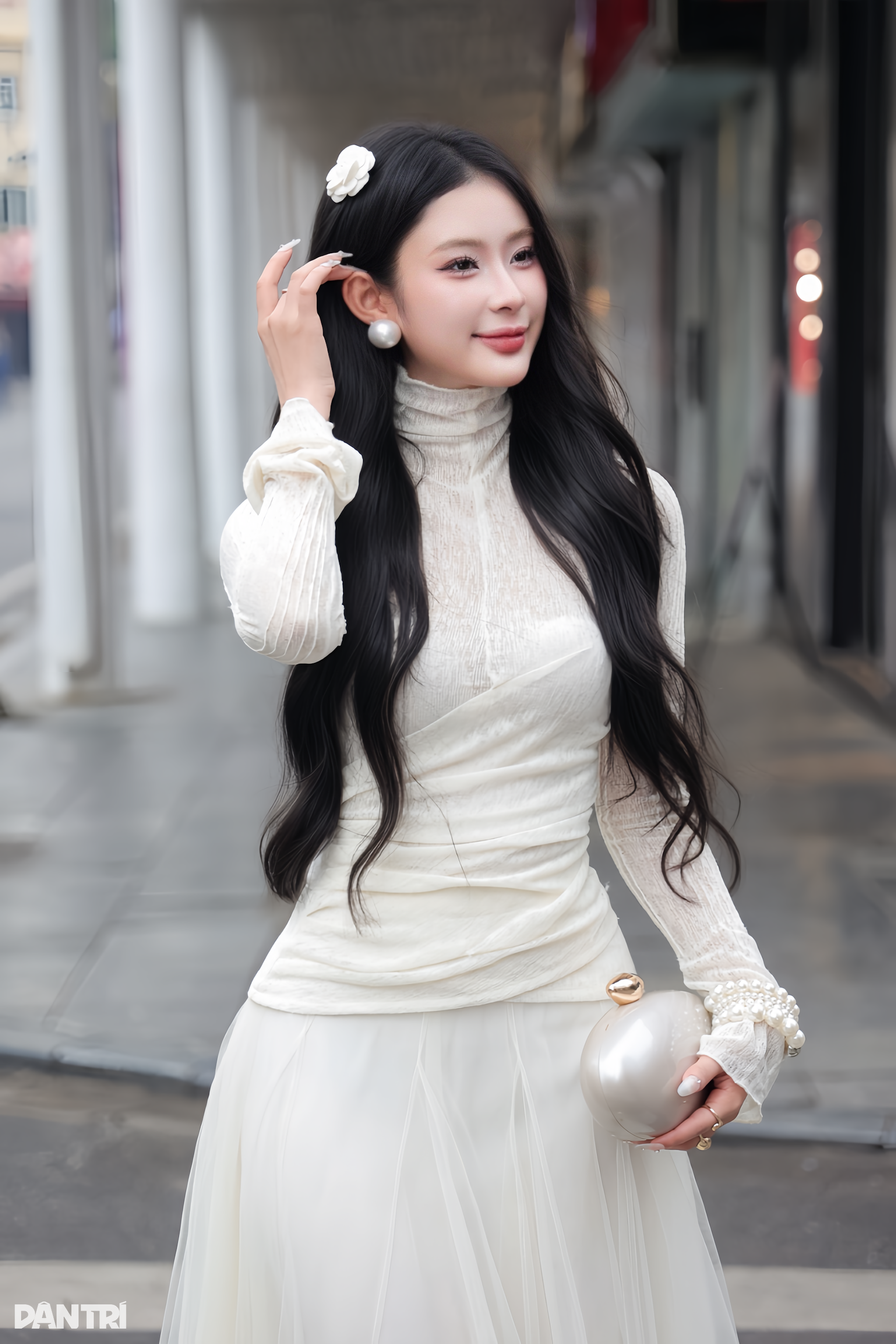 Diễn viên phim giờ vàng VTV gợi ý phong cách vừa gợi cảm, vừa thanh lịch - 11