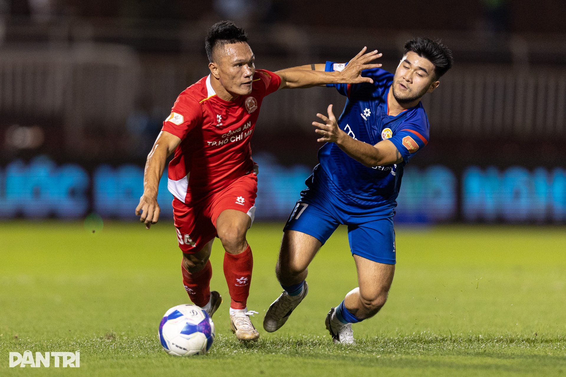 Cầu thủ Việt Kiều tỏa sáng giúp CLB Công an TPHCM đánh bại PVF-CAND - 3