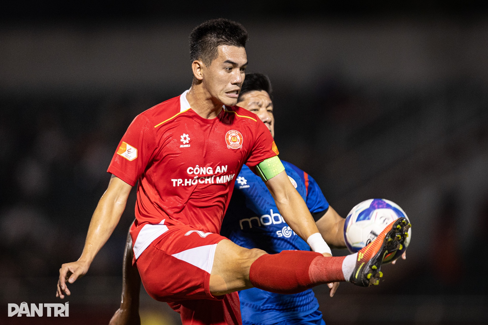 Cầu thủ Việt Kiều tỏa sáng giúp CLB Công an TPHCM đánh bại PVF-CAND - 5