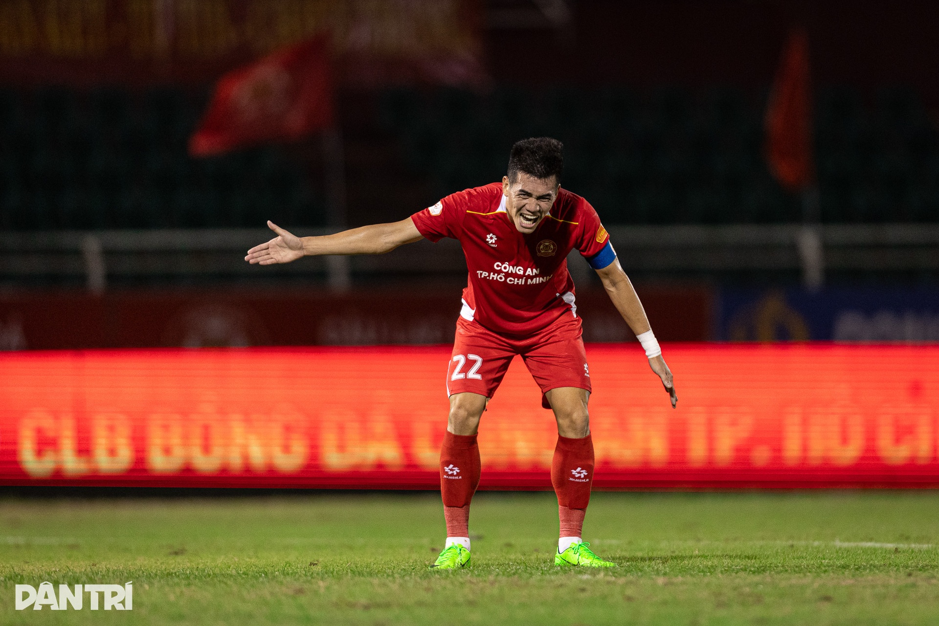 Cầu thủ Việt Kiều tỏa sáng giúp CLB Công an TPHCM đánh bại PVF-CAND - 8