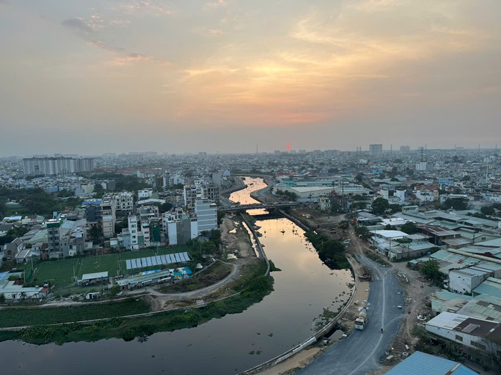 Hàng loạt công trình rút ngắn thời gian về đích - Ảnh 2.