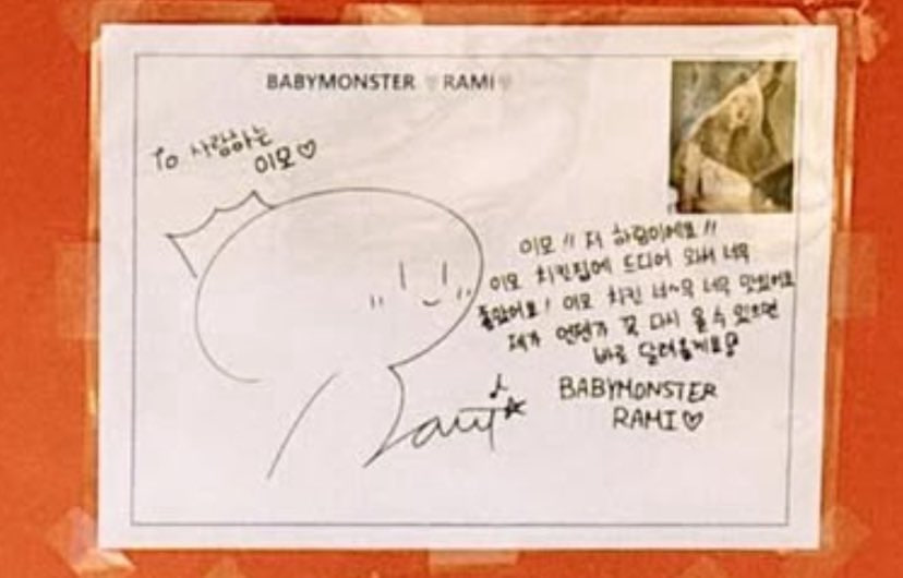 Showbiz có mỹ nhân mất tích kỳ lạ, cả năm không được lên sân khấu phí hoài nhan sắc lẫn giọng hát miễn chê- Ảnh 3.