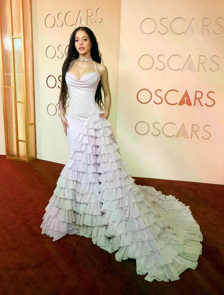 Hàng trăm tài tử, mỹ nhân đổ bộ siêu thảm đỏ Oscar lần thứ 98 - 13