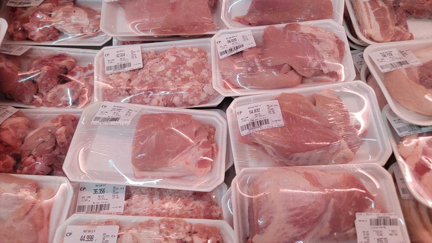 Thịt heo đóng khay trong siêu thị: Nhân viên nói thẳng 