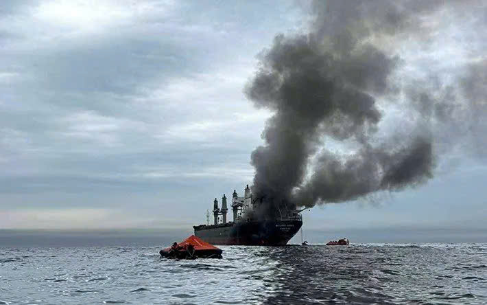 Nhiều đồng minh nói không với lời kêu gọi của ông Donald Trump 2 Đồng minh chưa cam kết hộ tống tàu qua Hormuz theo đề xuất của Tổng thống Trump - Ảnh 2.