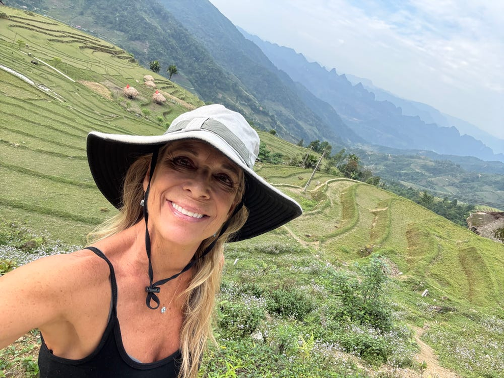 Không ràng buộc chồng con, bỏ việc lương cao khách Mỹ bén duyên với Đà Nẵng - 3