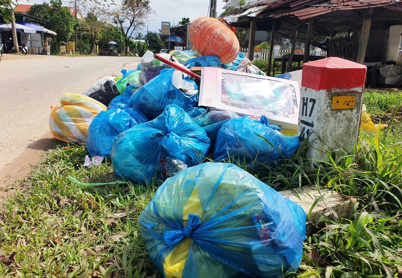 Hàng nghìn tấn rác tồn đọng, 4 xã ở Đà Nẵng đồng loạt 'kêu cứu'- Ảnh 3.