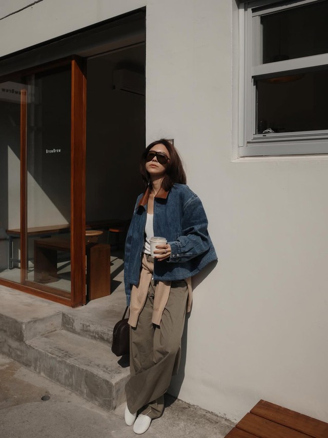 Đa dạng phong cách với áo khoác denim- Ảnh 5.