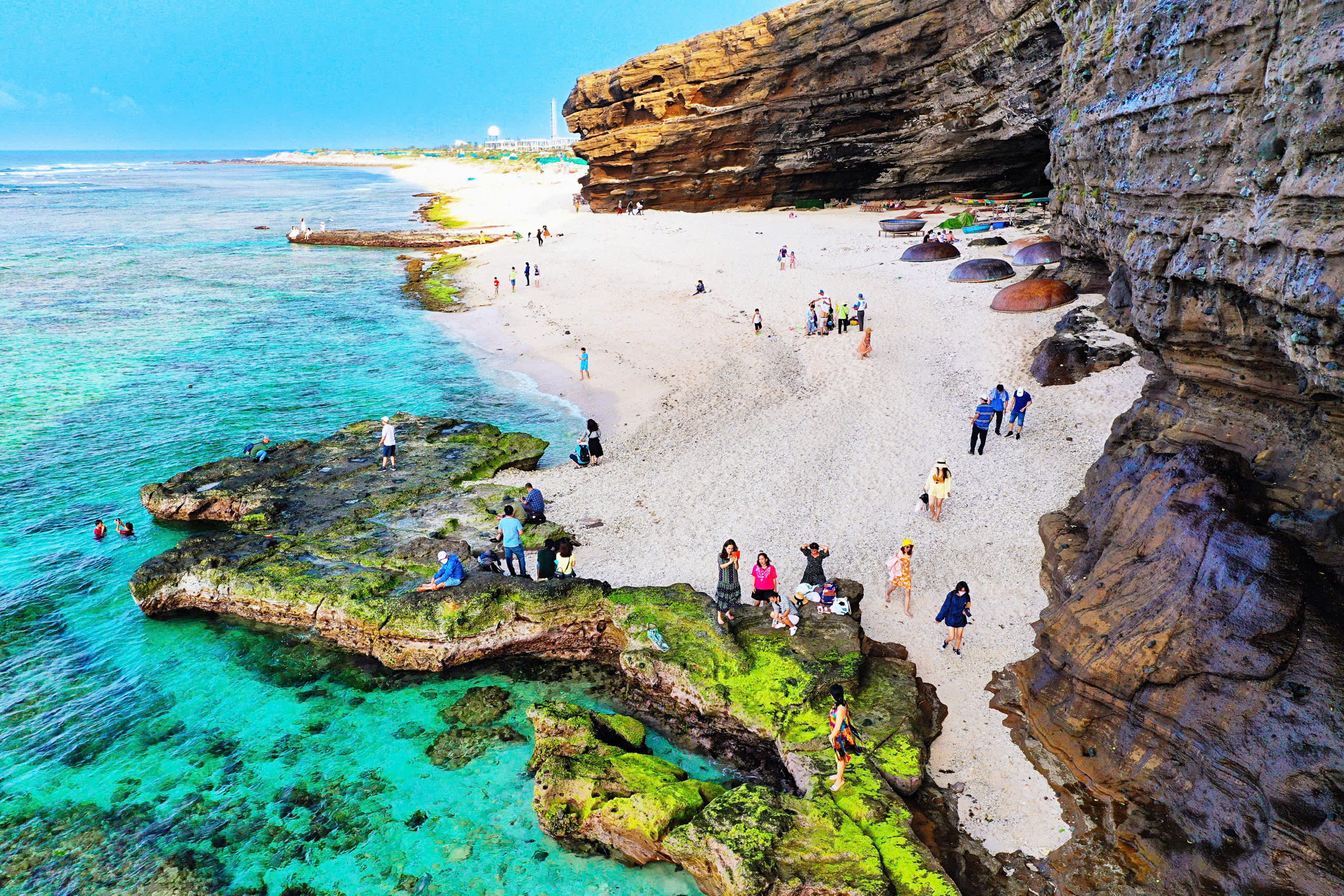 - Ảnh 3. - Ảnh 3.