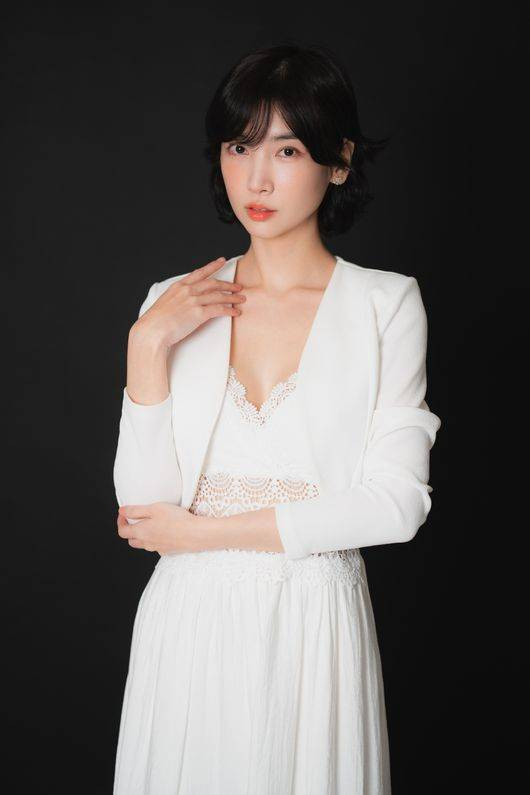 Nữ ca sĩ sở hữu tòa nhà 70 tỷ đồng mà khốn khổ, muốn bán đi vì 1 lý do- Ảnh 5.