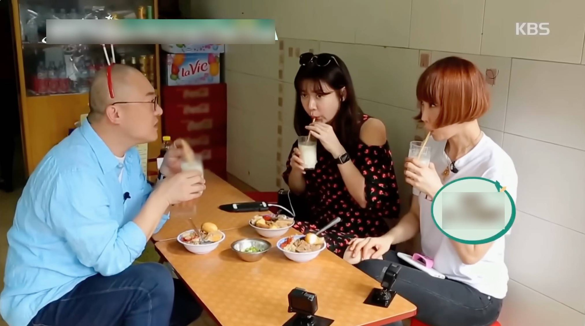 Món nước 10.000 đồng của Việt Nam lên truyền hình Hàn Quốc, sao Hàn chỉ 1 hơi đã uống cạn- Ảnh 2. Món nước 10.000 đồng của Việt Nam lên truyền hình Hàn Quốc, sao Hàn chỉ 1 hơi đã uống cạn- Ảnh 2.