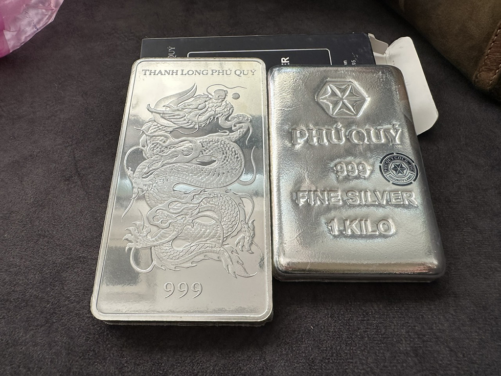 'Sóng thần' trên thị trường vàng bạc- Ảnh 3.