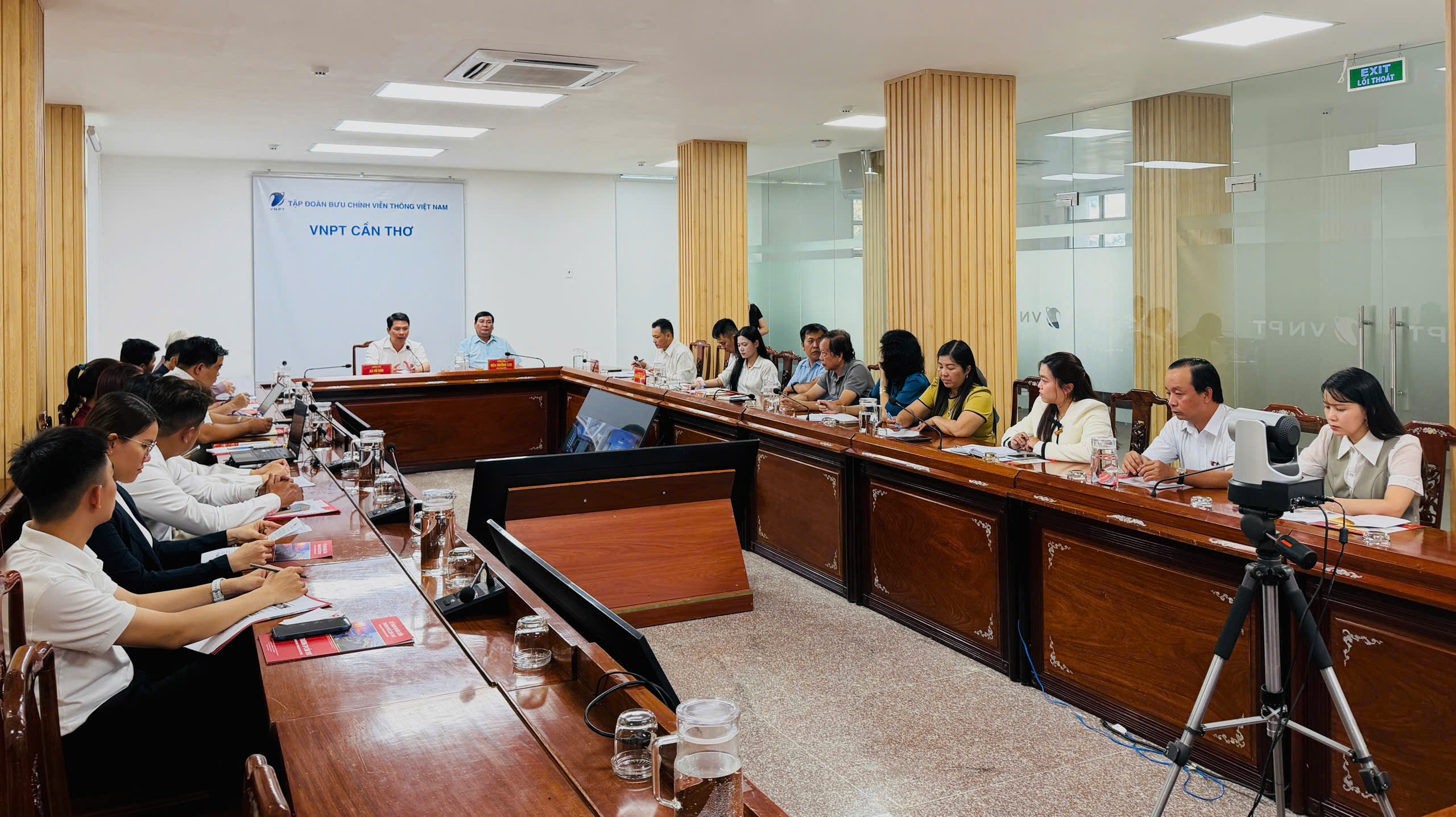 Tin tức sáng 17-3: Sun Group rót tiền làm sàn giao dịch tiền số 2 Tin tức sáng 17-3: Sun Group rót tiền làm sàn giao dịch tiền số - Ảnh 3.