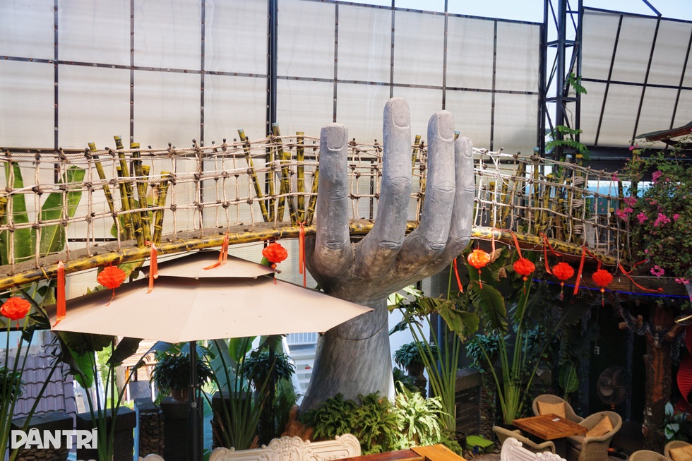 Dựng quán cà phê hang động ở Đồng Nai, chủ quán sợ... khách đông - 2