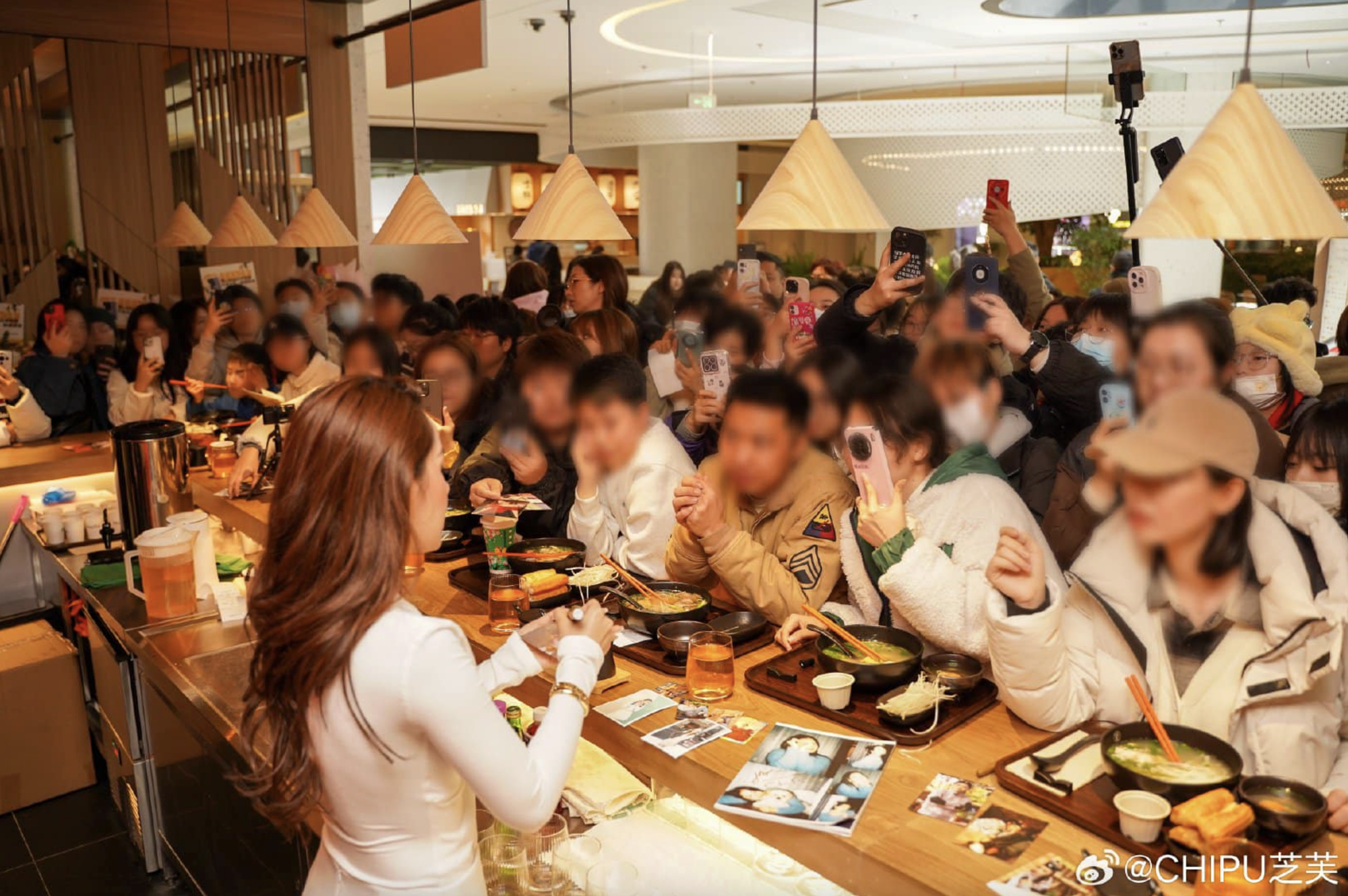 Chuyện gì đang xảy ra với quán phở của Chi Pu ở Trung Quốc?- Ảnh 3.