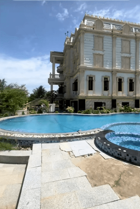 1773716966 543 Rap cuoi la dinh thu hon 100 ty hoa tuoi