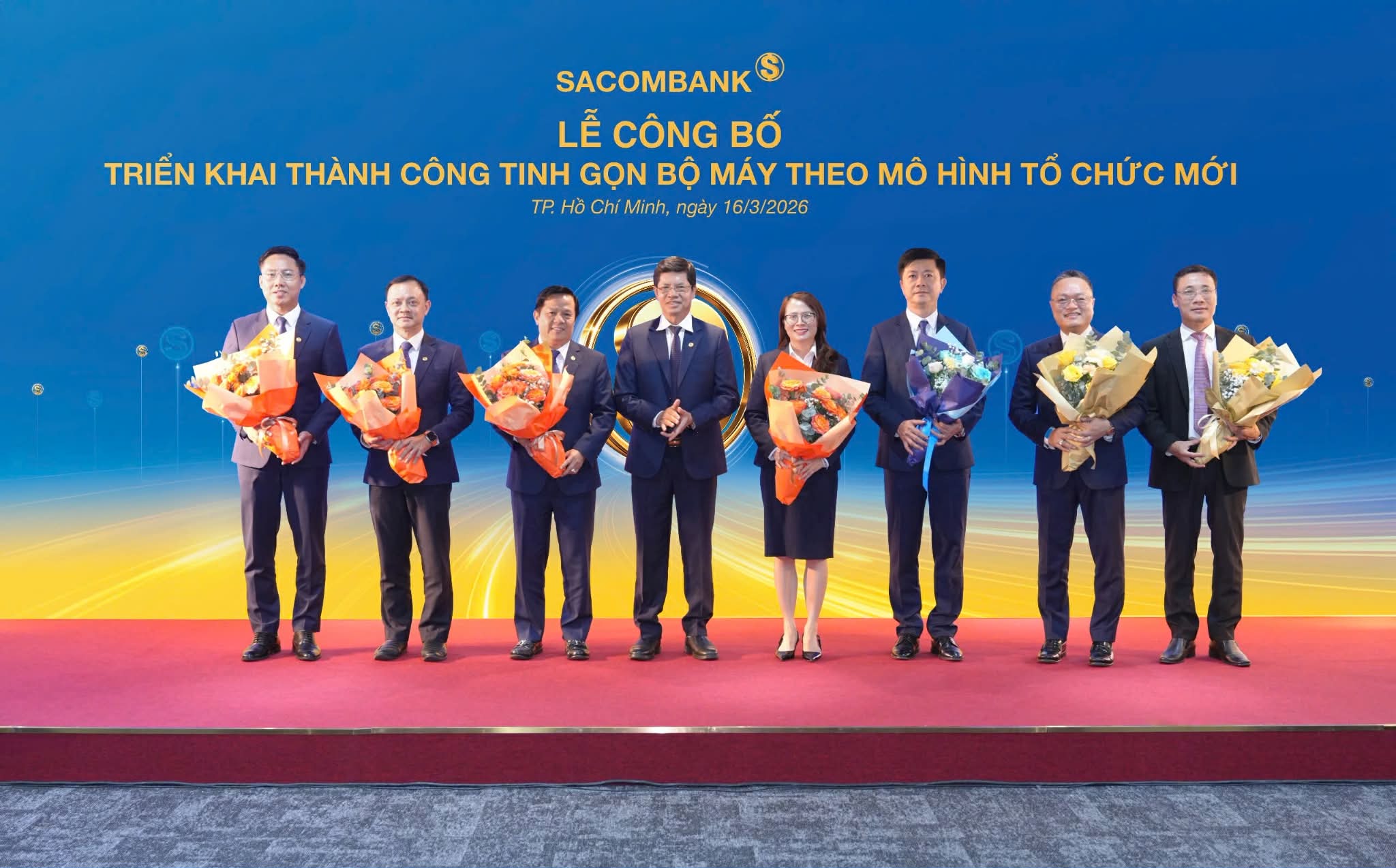 Sacombank vận hành thành công theo mô hình mới 2 Sacombank vận hành thành công theo mô hình mới - Ảnh 2.