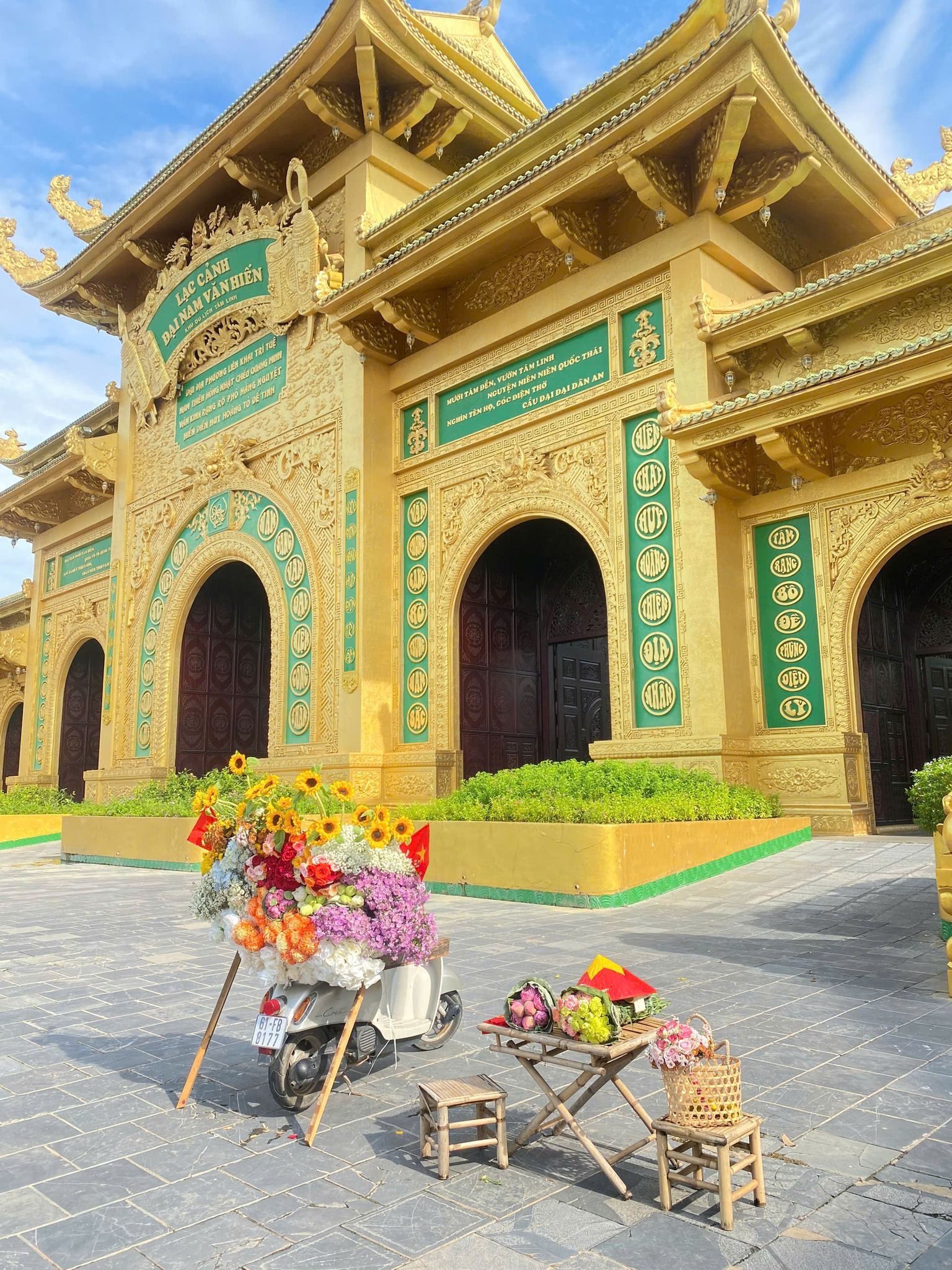 Khu du lịch Đại Nam của vợ chồng bà Nguyễn Phương Hằng sở hữu biển nhân tạo rộng hơn 21ha, lớn bậc nhất Việt Nam, có sức chứa lên đến 30.000 du khách- Ảnh 2.