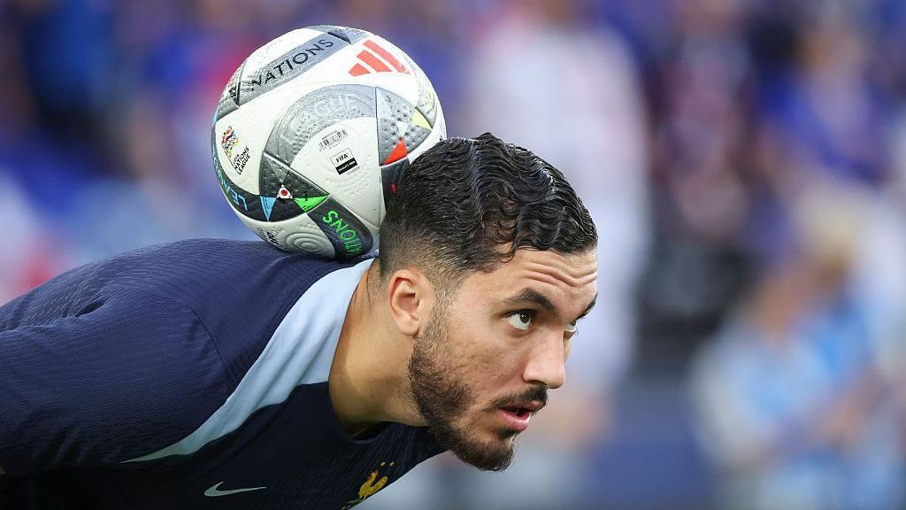 'Khán giả sẽ không thấy phí tiền khi xem tôi chơi bóng' 3 1773724123 196 Khan gia se khong thay phi tien khi xem toi