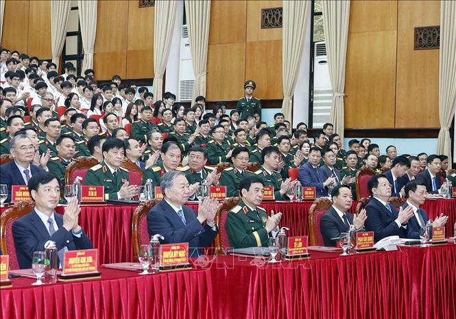 Tổng Bí thư Tô Lâm nhấn mạnh Đoàn kết , bản lĩnh và đổi mới trong phát triển giáo dục quốc phòng - Ảnh 3. Tổng Bí thư Tô Lâm nhấn mạnh Đoàn kết , bản lĩnh và đổi mới trong phát triển giáo dục quốc phòng - Ảnh 3.