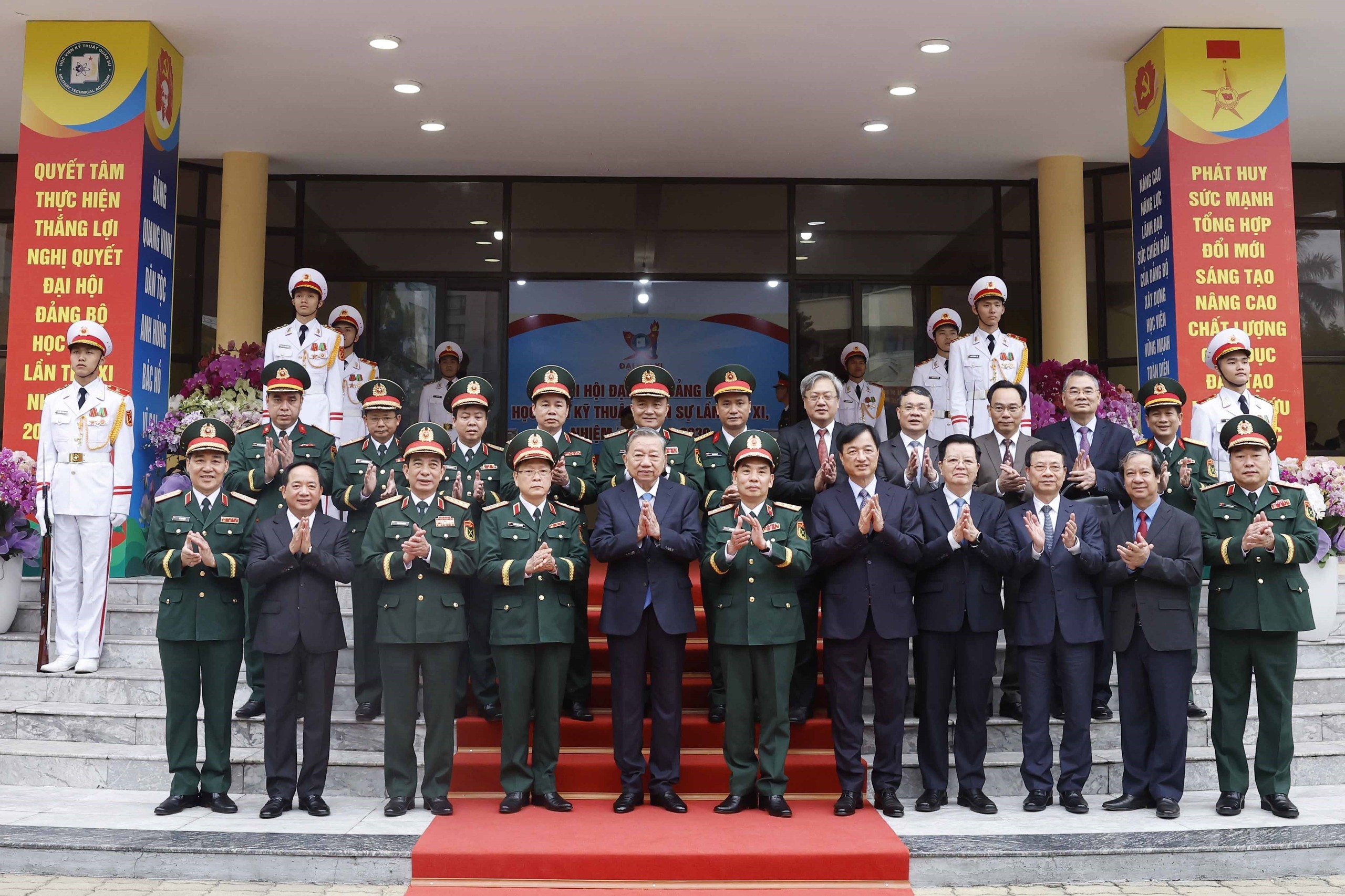 Tổng Bí thư Tô Lâm đề xuất Học viện Kỹ thuật quân sự thành trường đại học nghiên cứu - Ảnh 2.