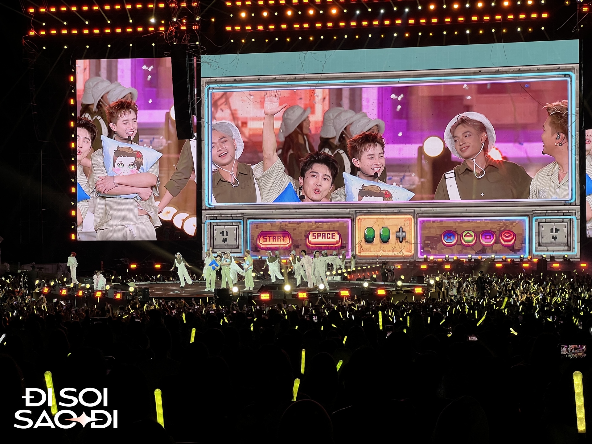 Concert Anh Trai Say Hi 2025 tại Mỹ Đình: Nhiều bất ngờ, dàn Anh Trai khóc nấc trên sân khấu, xem xong đồng loạt yêu cầu Day 3- 4- Ảnh 4.