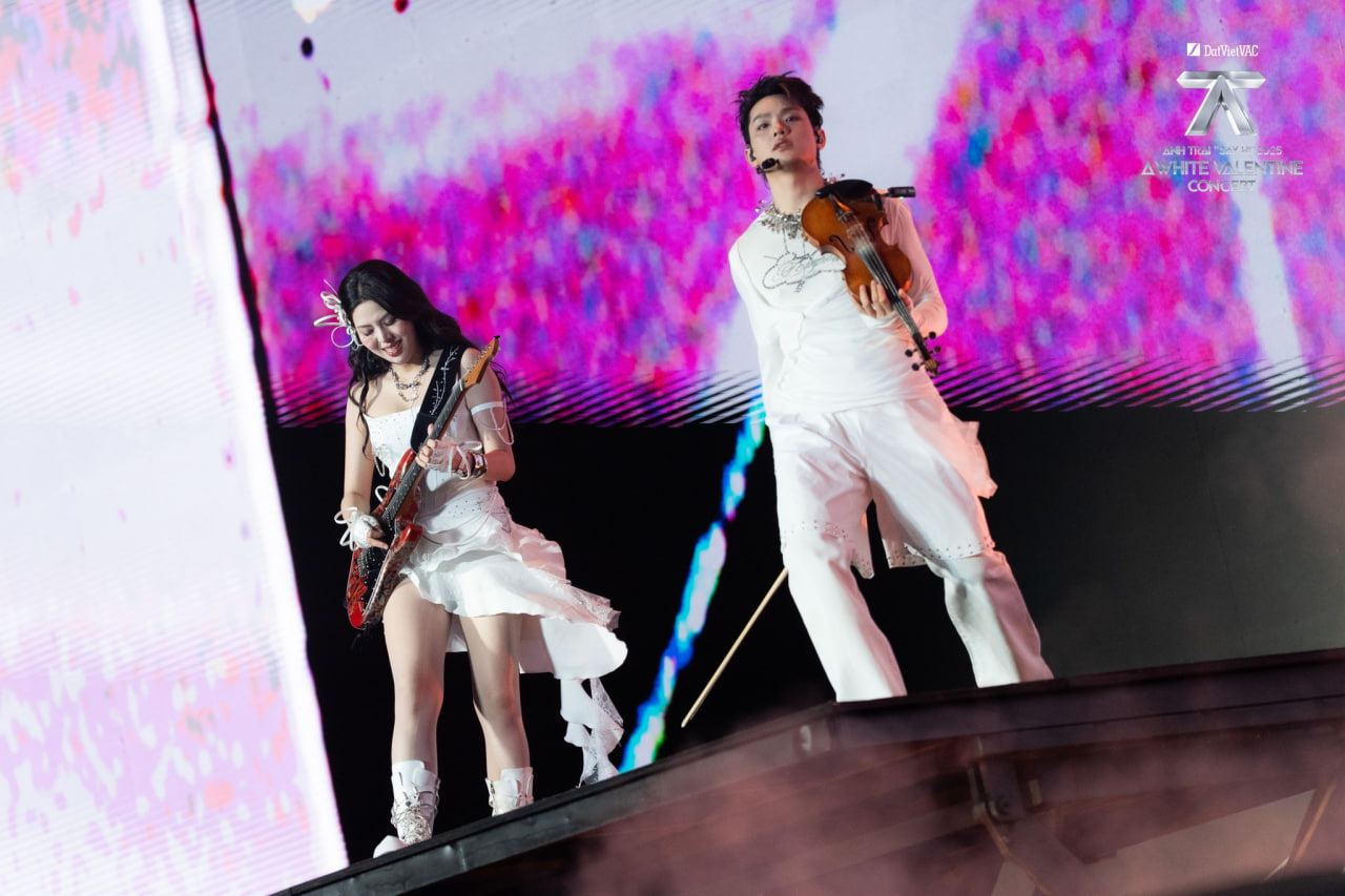 Concert Anh Trai Say Hi 2025 tại Mỹ Đình: Nhiều bất ngờ, dàn Anh Trai khóc nấc trên sân khấu, xem xong đồng loạt yêu cầu Day 3- 4- Ảnh 5.