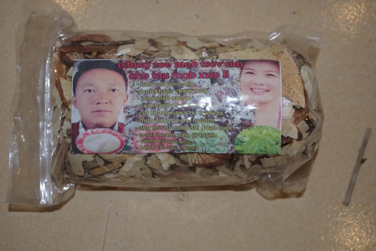 Khởi tố 2 vụ bán “thuốc nam gia truyền” chưa được cấp phép trên mạng xã hội: Hơn 2.000 sản phẩm trôi nổi đã đến tay người dân- Ảnh 2.