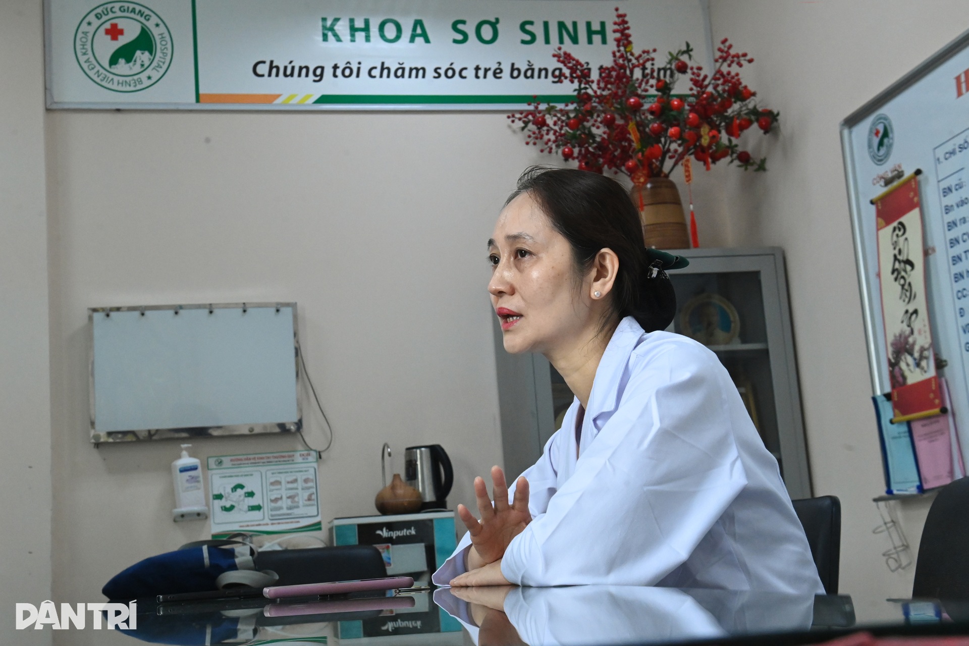 Những em bé lớn lên trong lồng ấp - 4