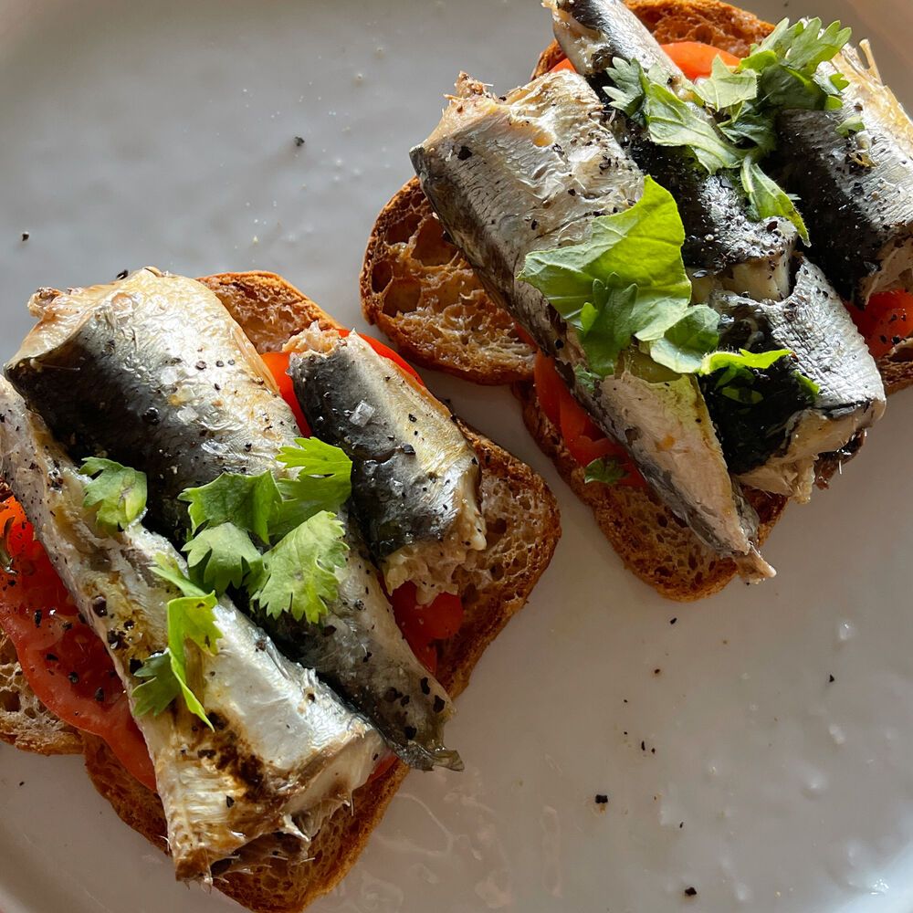 Sardine Fast: Trào lưu giảm cân trong 3-5 ngày với cá mòi đang viral cõi mạng là thế nào?- Ảnh 2.