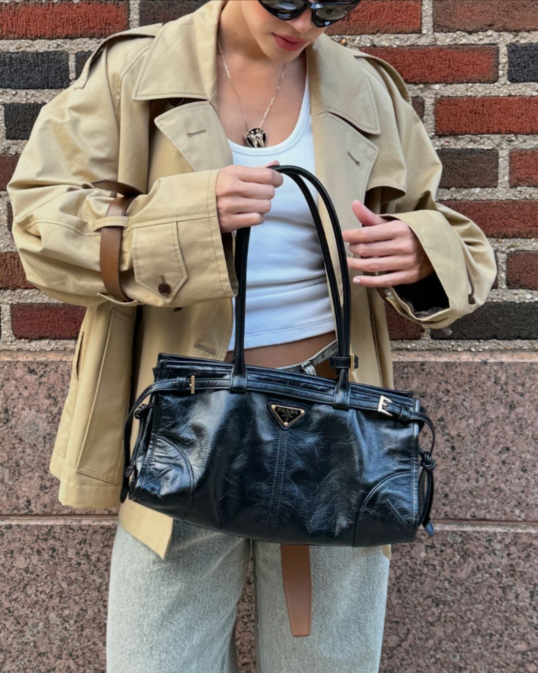 2026, dáng túi này sẽ hiện diện khắp nơi: Jennie đẩy Chanel hot nhất trend, giờ thì brand nào cũng có- Ảnh 20.