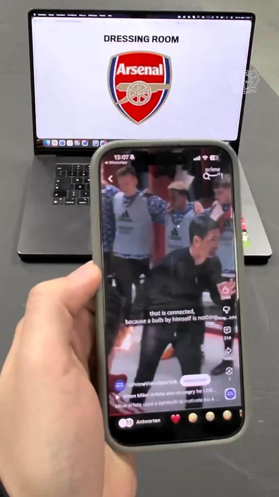 Leverkusen ra sức châm chọc Arsenal 