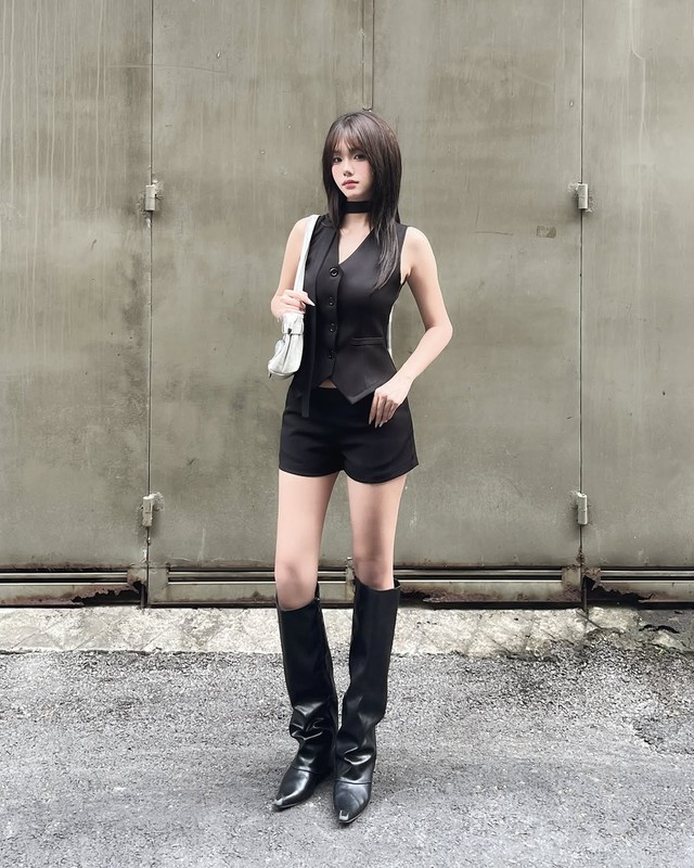 Sải bước cùng bốt cổ cao chuẩn phong cách đường phố- Ảnh 3.