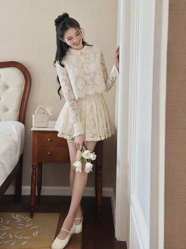 Váy xếp ly, điểm nhấn cho phong cách công sở hiện đại- Ảnh 6.