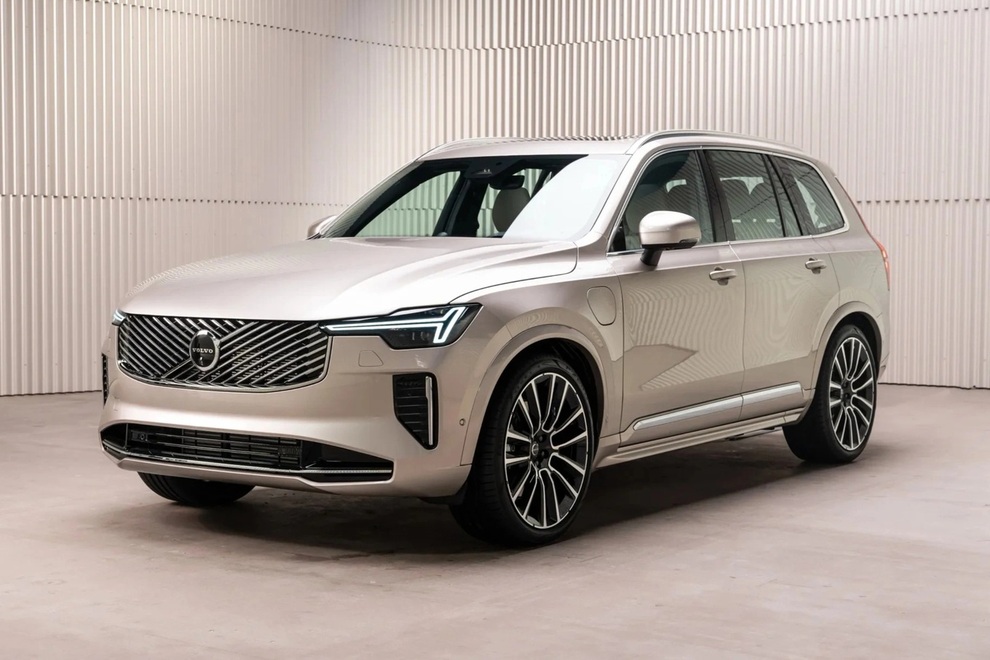 Loạt ô tô ra mắt khách hàng Việt trong tháng 3 - 4