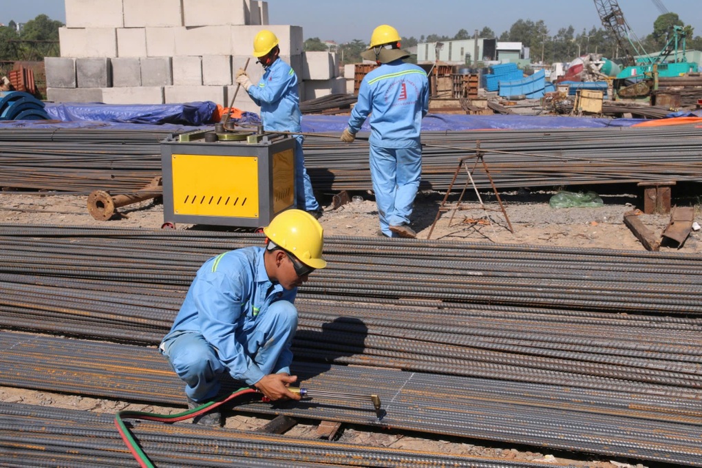 Vật liệu xây dựng đồng loạt tăng giá đe dọa giấc mơ an cư của người dân - 3