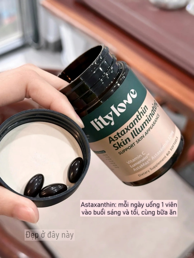 44 tuổi, tôi trị nám thành công nhờ thay đổi 6 thói quen và nhận ra rằng không phải cứ bôi nhiều là tốt- Ảnh 3.