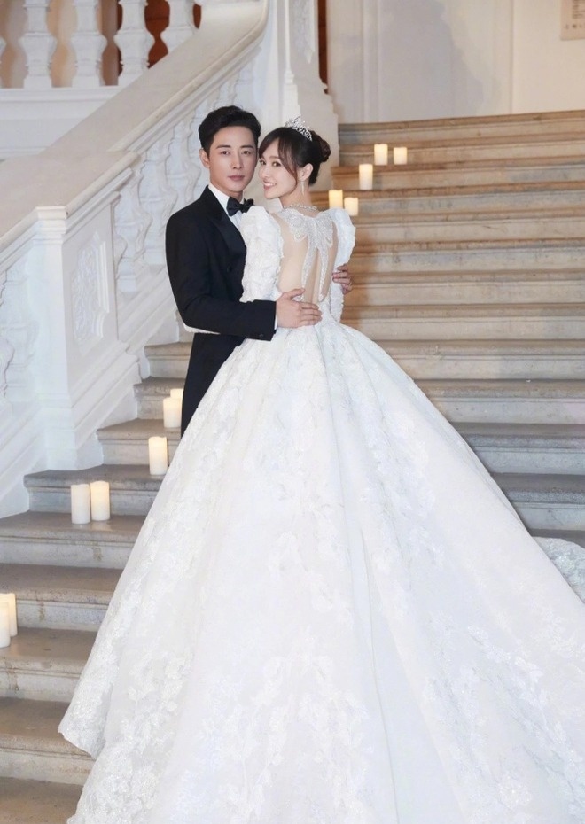 Góc khuất hôn nhân của 2 sao nữ nổi tiếng: Đã giải quyết xong thủ tục ly hôn, hơn 2.800 tỷ đồng được chia thế nào?- Ảnh 3.