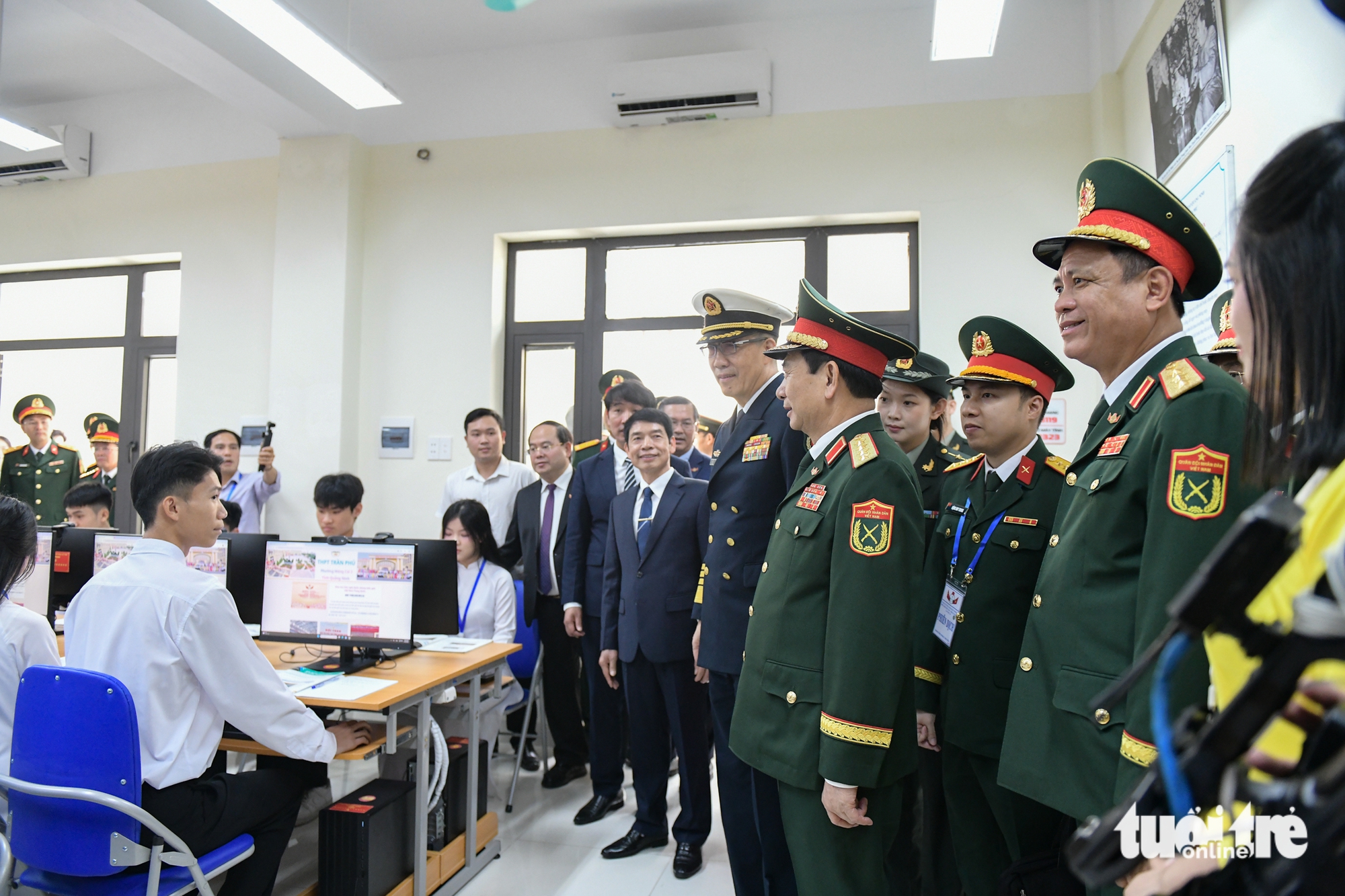 Trung Quốc - Ảnh 4.