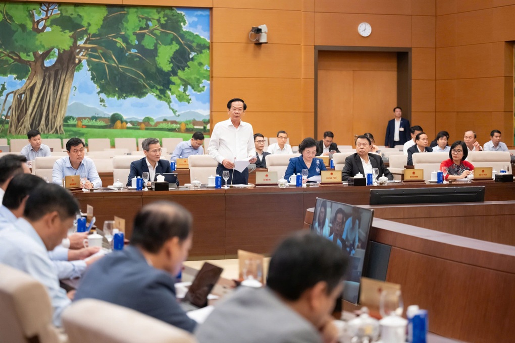 Đề xuất gỡ rào cản hành chính để thành tích đến đâu khen thưởng đến đó - 2