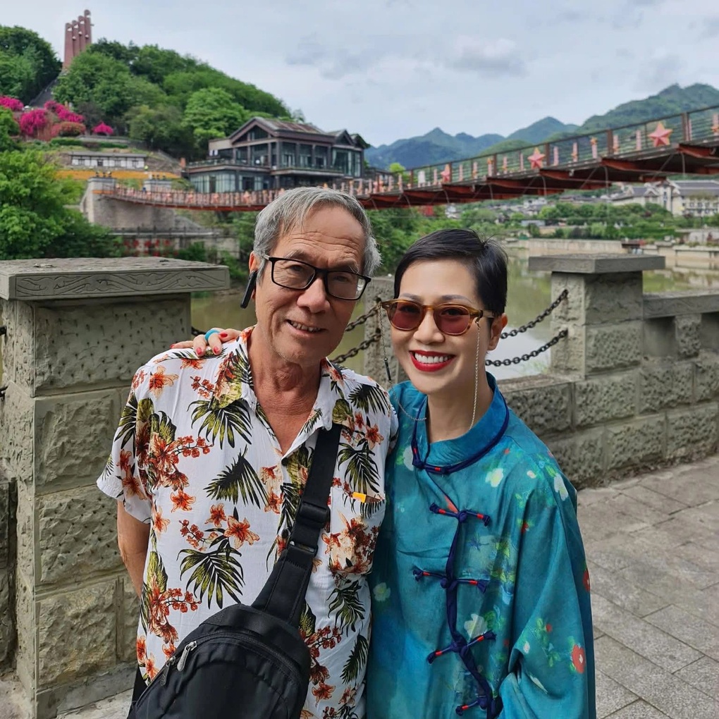 NSƯT Tất Bình: Nam thần màn ảnh một thời, thư của fan chất từng chồng - 2