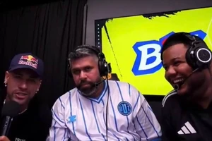 Neymar lại “không có cuộc gọi nhỡ” từ Carlo Ancelotti