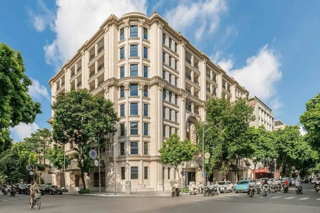 Con trai bị bắt, bố mẹ của Mr Pips rút 125 tỷ đồng đi mua USD, 314 cây vàng - 2