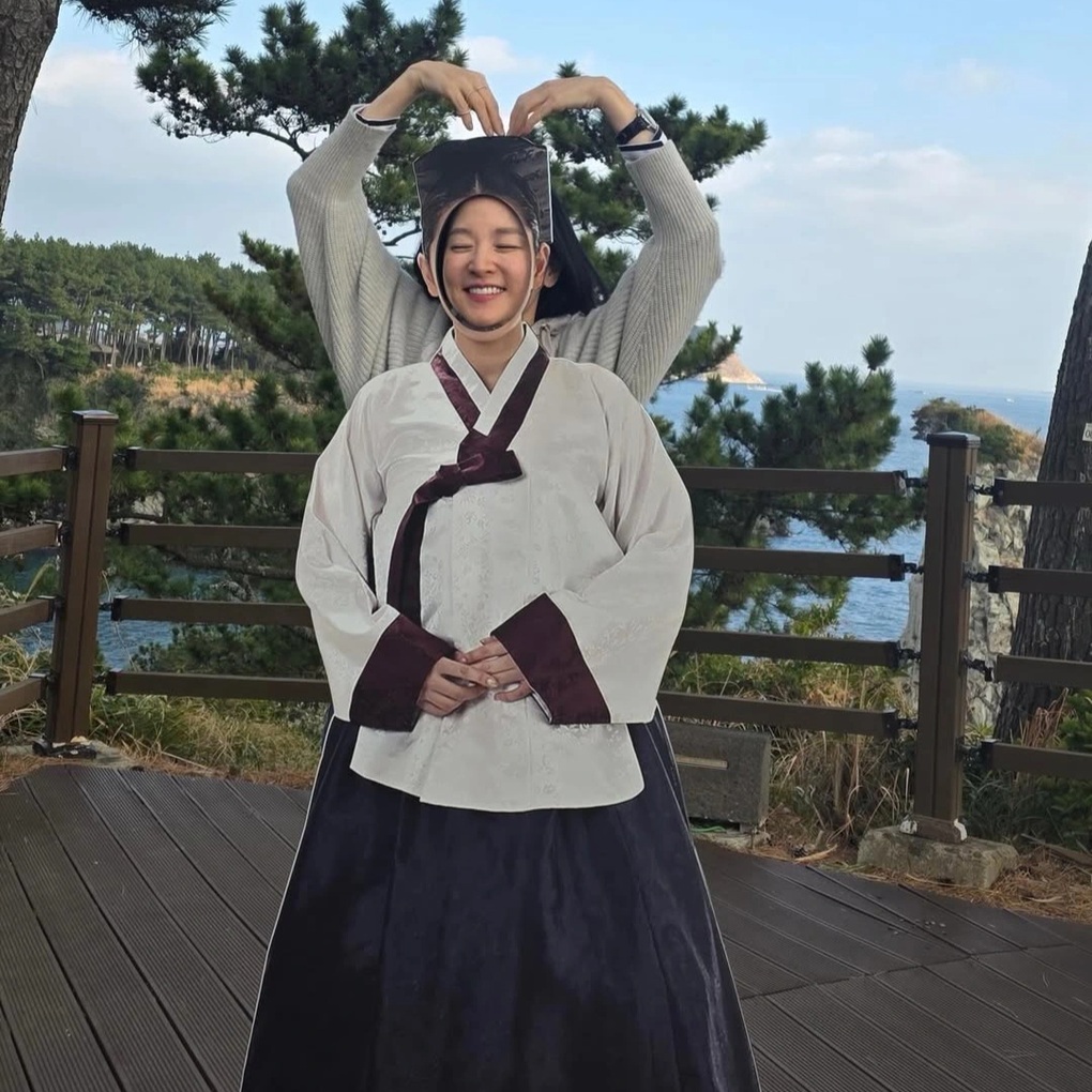 “Nàng Dae Jang Geum” Lee Young Ae gây sốt vì trẻ trung ở tuổi 55 - 2