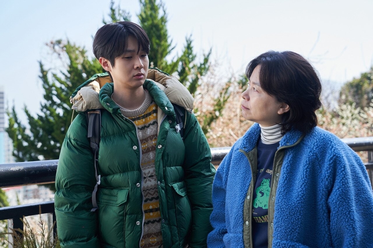 Tuyến lệ cạn kiệt vì phim Hàn này mất thôi: Nam chính lấy nước mắt quá giỏi, netizen Việt không chê được câu nào- Ảnh 3.