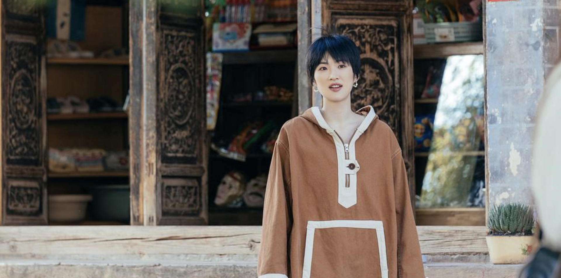 Đại tiểu thư giàu nhất showbiz, không ai dám coi thường: Cử nhân Harvard, ở biệt thự 2.000 tỷ, mặc bảo vật tiến vua lên thảm đỏ- Ảnh 8.