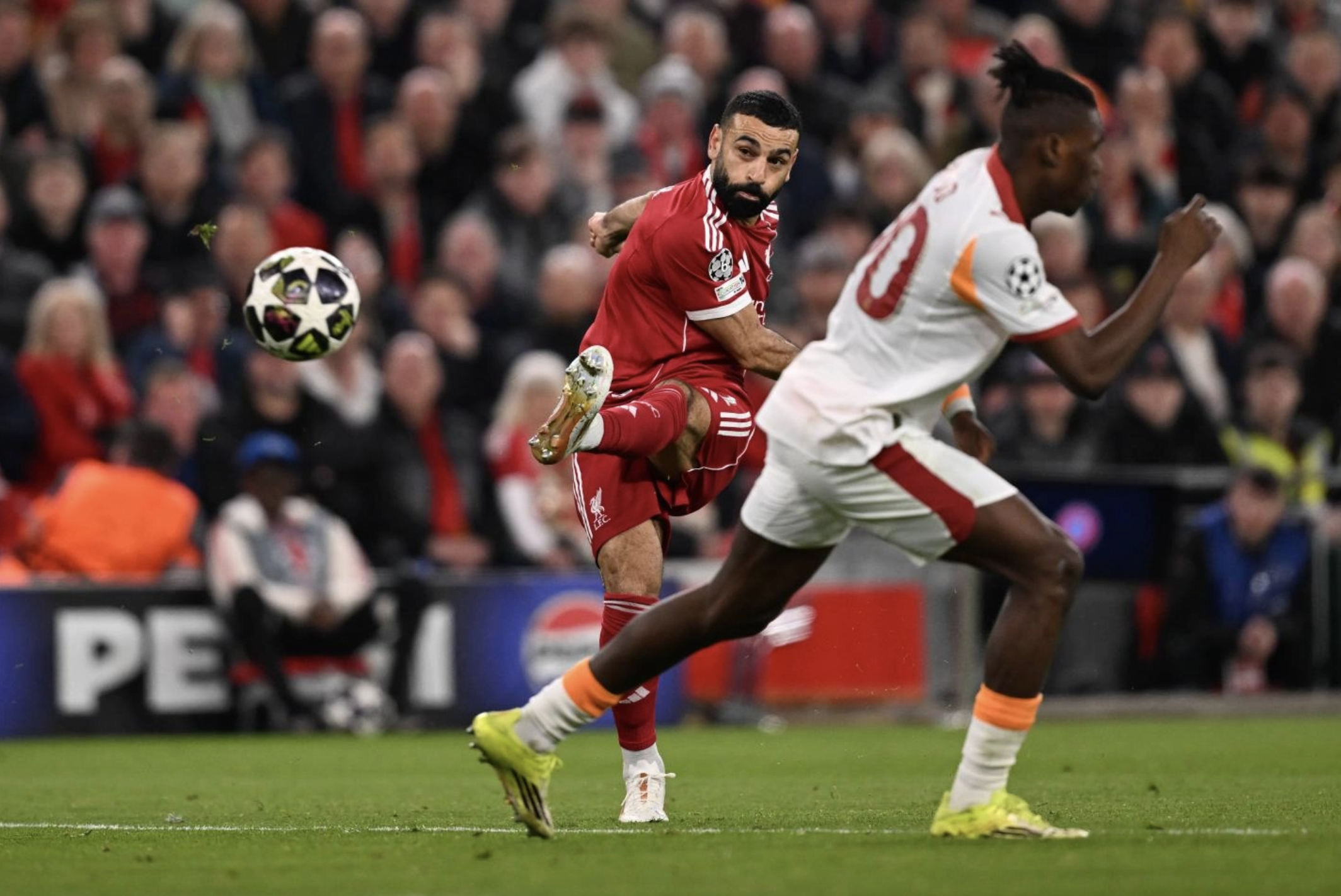 Liverpool đè bẹp Galatasaray, hiên ngang vào tứ kết Champions League - Ảnh 5.