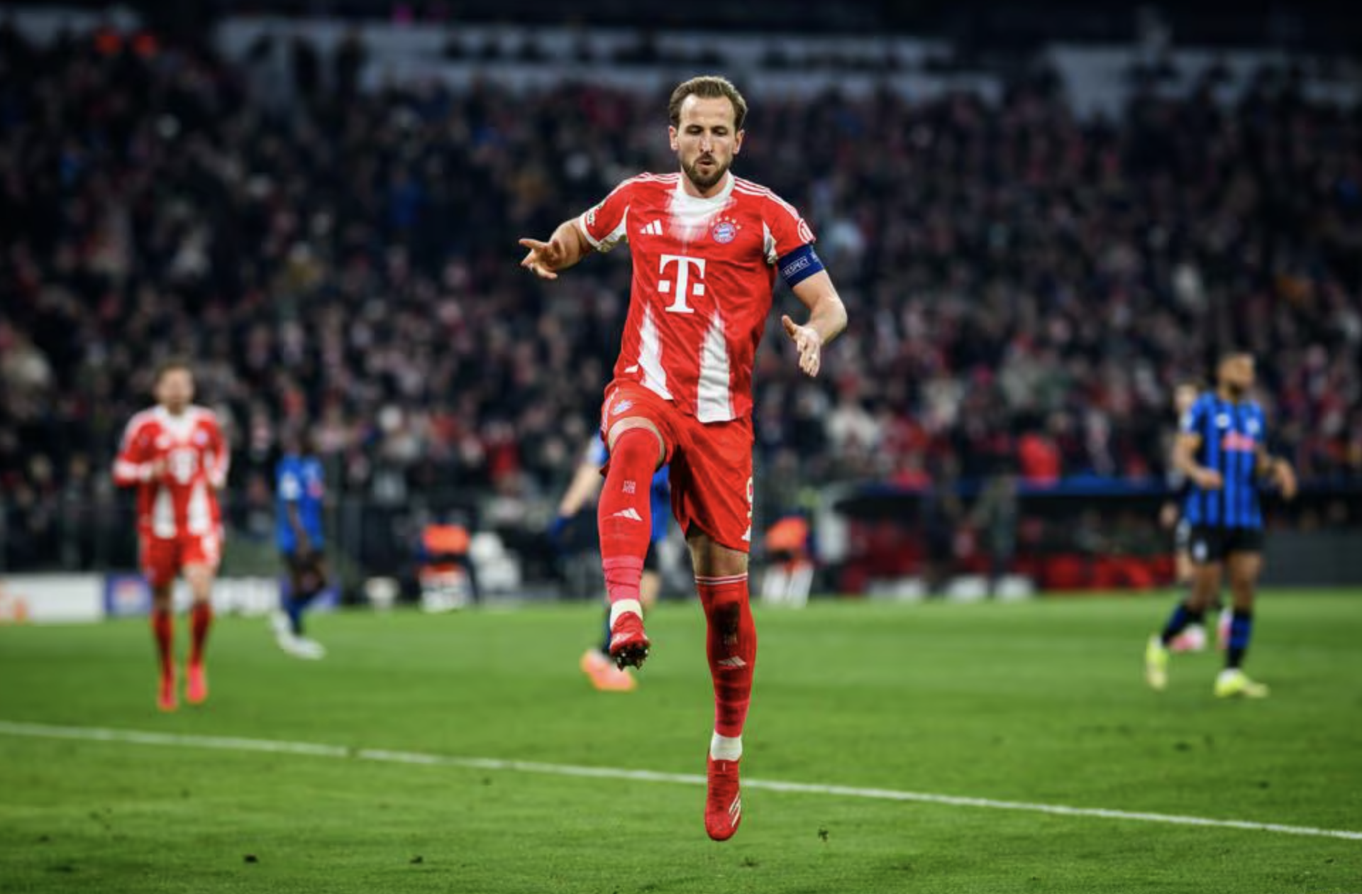 Bayern Munich đại thắng Atalanta, tạo mưa bàn thắng ở Munchen - Ảnh 2.